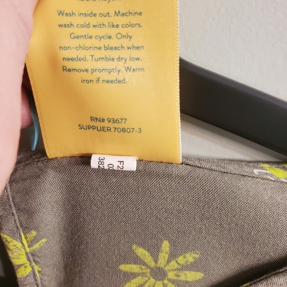 Thereabouts Sea Spray Floral Girls Top - 2XL - Picture 4 of 10